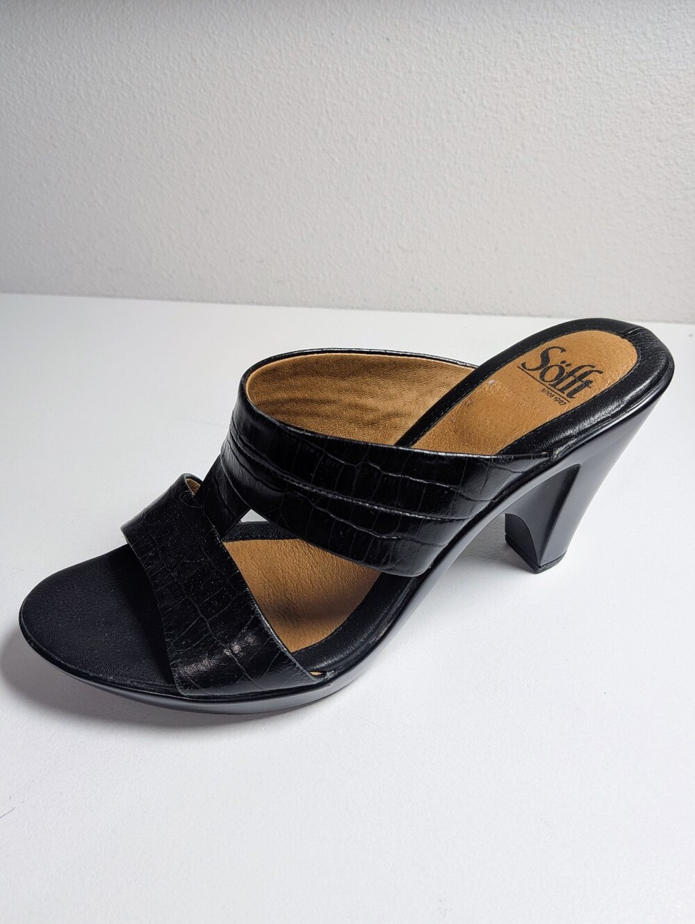 Sofft Black Leather Heels Shoes Sandals Pump Summer Sz 8.5 M Crocodile Slip On
